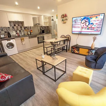 Apartment Beau-jean, Un Cocon Sympa 5 Min A Pied Du Centre-ville, Parking Prive, A 10 Min Du Chu Poitiers