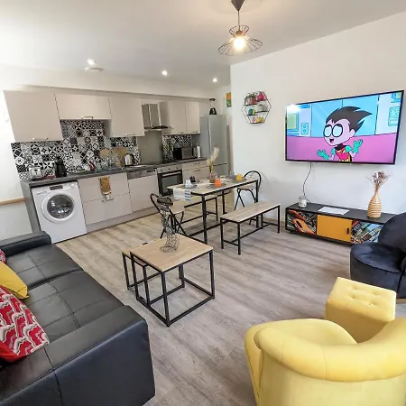 Appartement Beau-jean, Un Cocon Sympa 5 Min à Pied Du Centre-ville, Parking Privé, à 10 Min Du Chu *