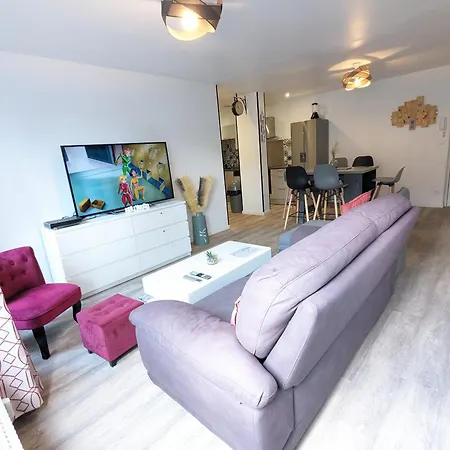 Beau-jean, Un Cocon Sympa 5 Min à Pied Du Centre-ville, Parking Privé, à 10 Min Du Chu