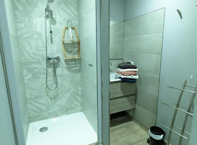 Apartment Beau-jean, Un Cocon Sympa 5 Min A Pied Du Centre-ville, Parking Prive, A 10 Min Du Chu