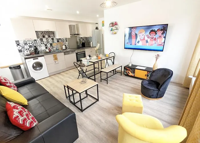 Beau-jean, Un Cocon Sympa 5 Min A Pied Du Centre-ville, Parking Prive, A 10 Min Du Chu