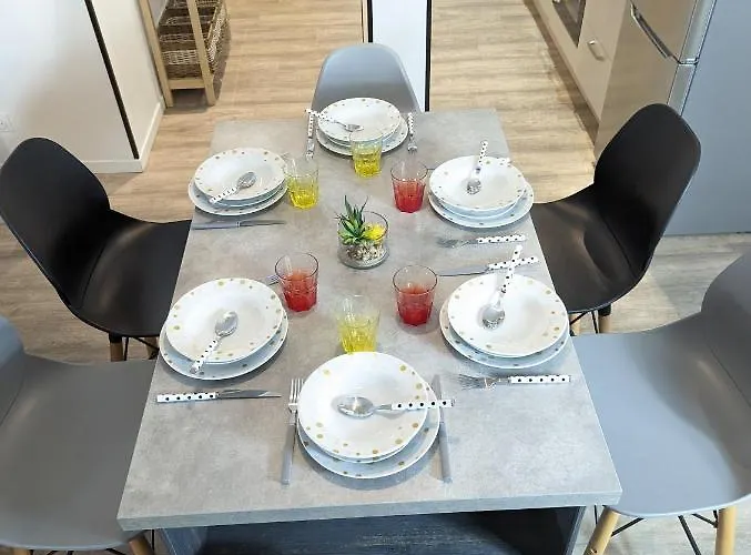 Beau-jean, Un Cocon Sympa 5 Min A Pied Du Centre-ville, Parking Prive, A 10 Min Du Chu Poitiers