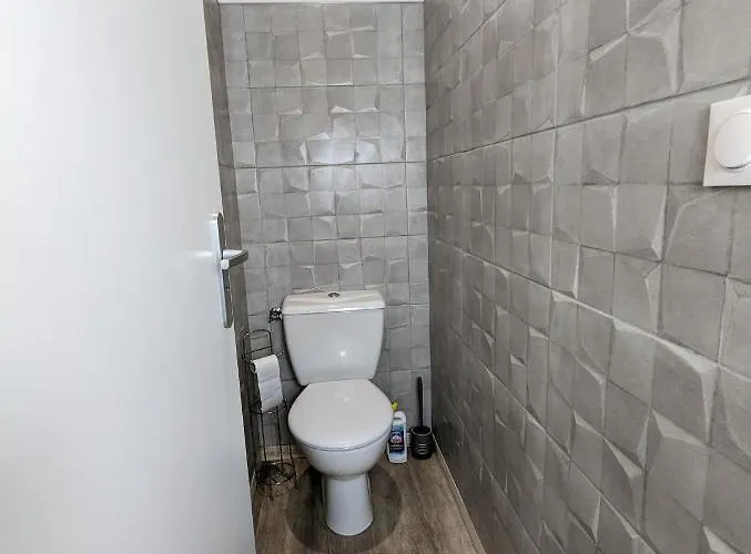 Apartment Beau-jean, Un Cocon Sympa 5 Min A Pied Du Centre-ville, Parking Prive, A 10 Min Du Chu Poitiers