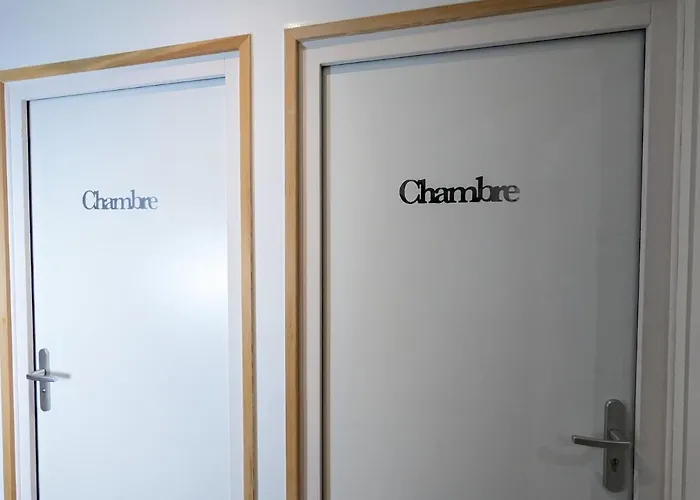 Beau-jean, Un Cocon Sympa 5 Min A Pied Du Centre-ville, Parking Prive, A 10 Min Du Chu Apartment