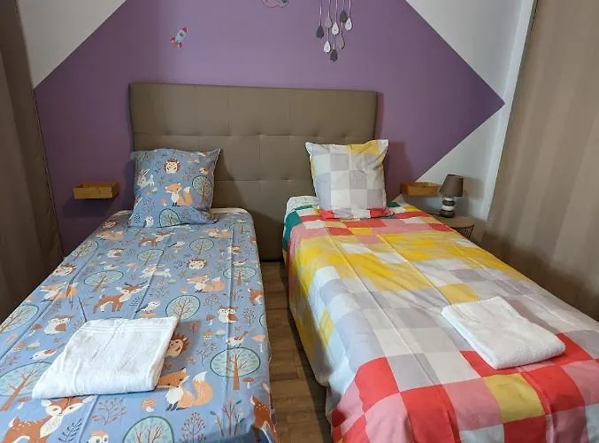 Beau-jean, Un Cocon Sympa 5 Min A Pied Du Centre-ville, Parking Prive, A 10 Min Du Chu *